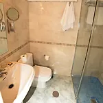 Convento Hotel *