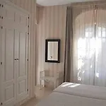 Convento Hotel *